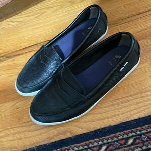 Cole Haan navy blue leather loafers 7.5